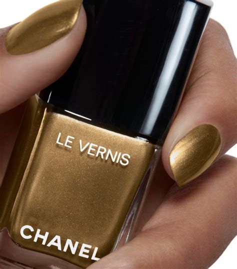 chanel le vernis gold|most popular chanel nail polish.